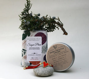 WINTER WONDERS GIFT BOX